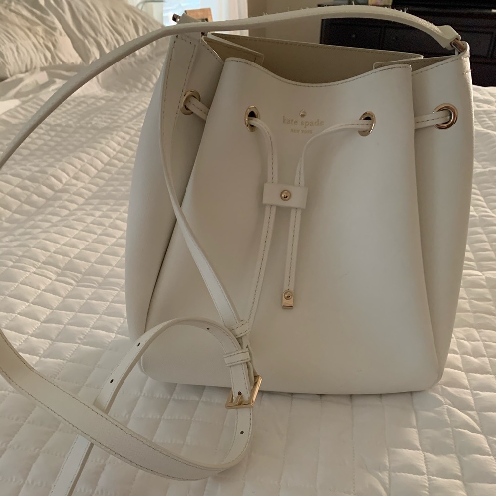 Kate Spade White bucket handbag